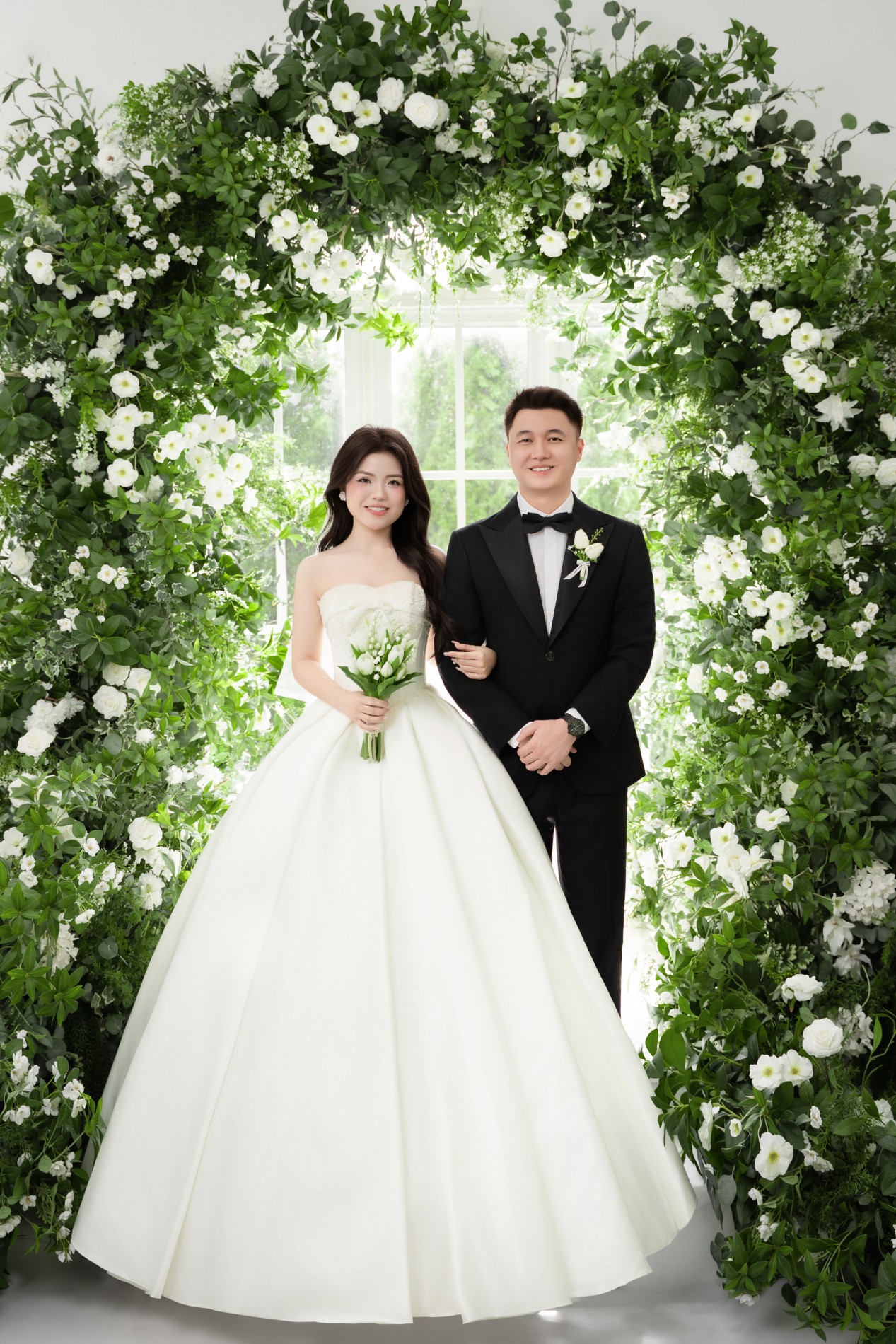 VĂN TÂM – NGUYỄN HIỀN