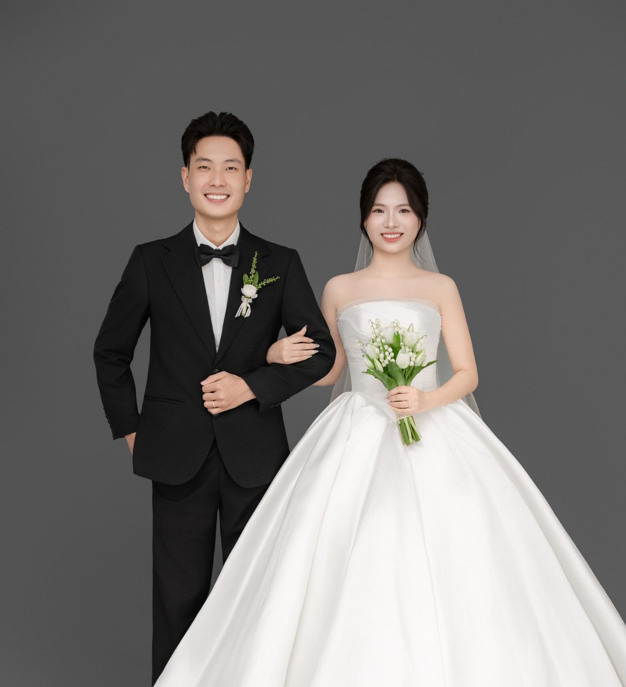 NGỌC KHÁNH – NGÂN NGÂN