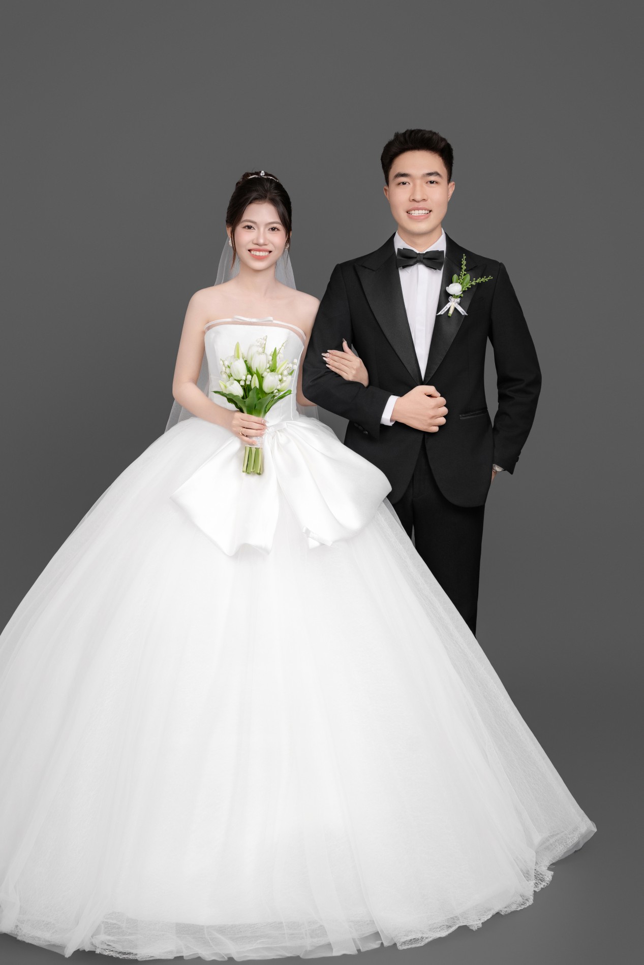 TUẤN HƯNG- NGUYỄN HÒA