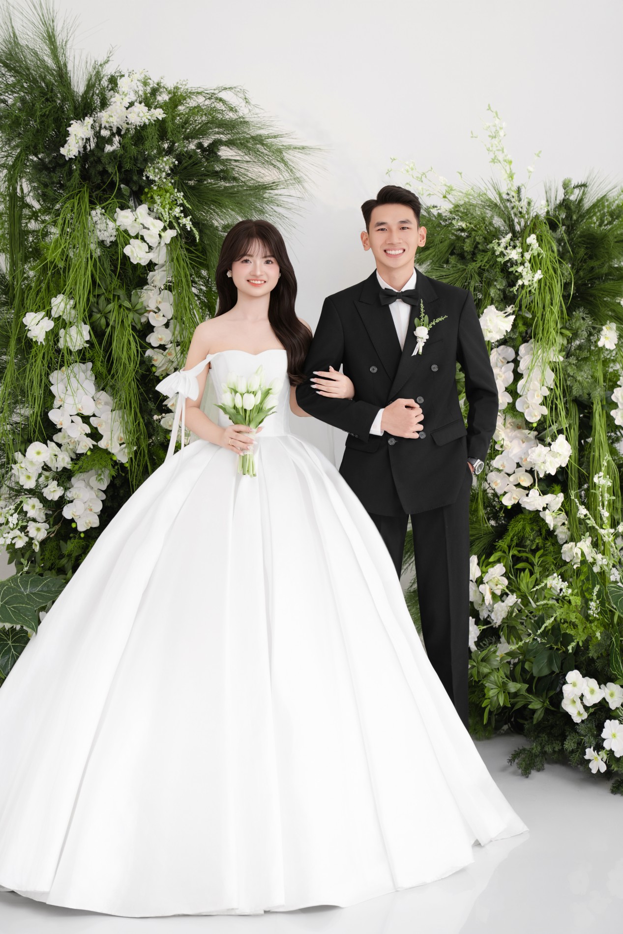 ĐÌNH LÂM – HỒNG NHUNG