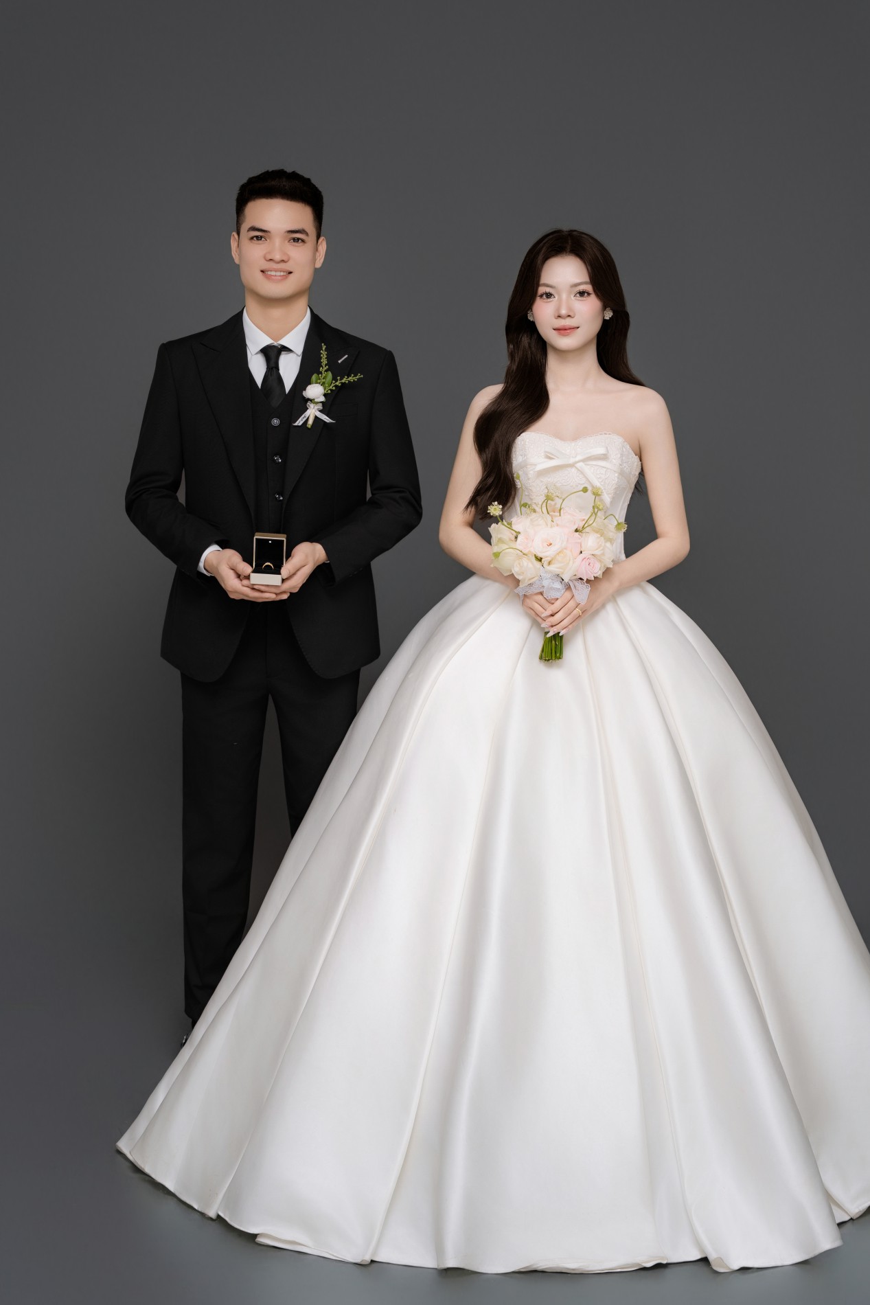 XUÂN HÒA – ÁNH NHẬT