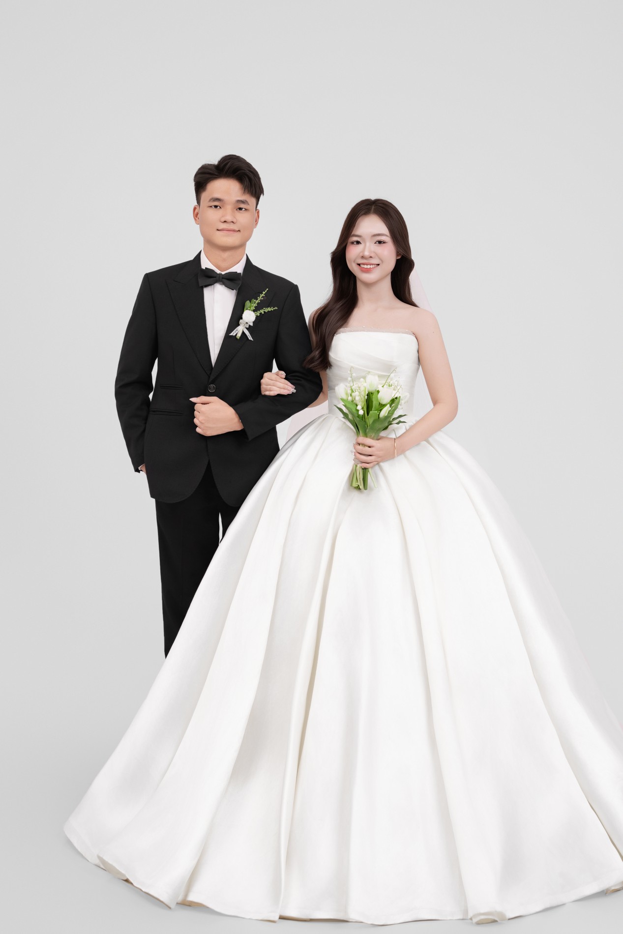 TIẾN VỸ – QUỲNH LIÊN